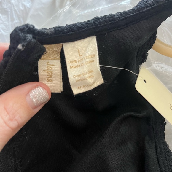 Japna Lace Overlay Dress - Picture 4 of 4